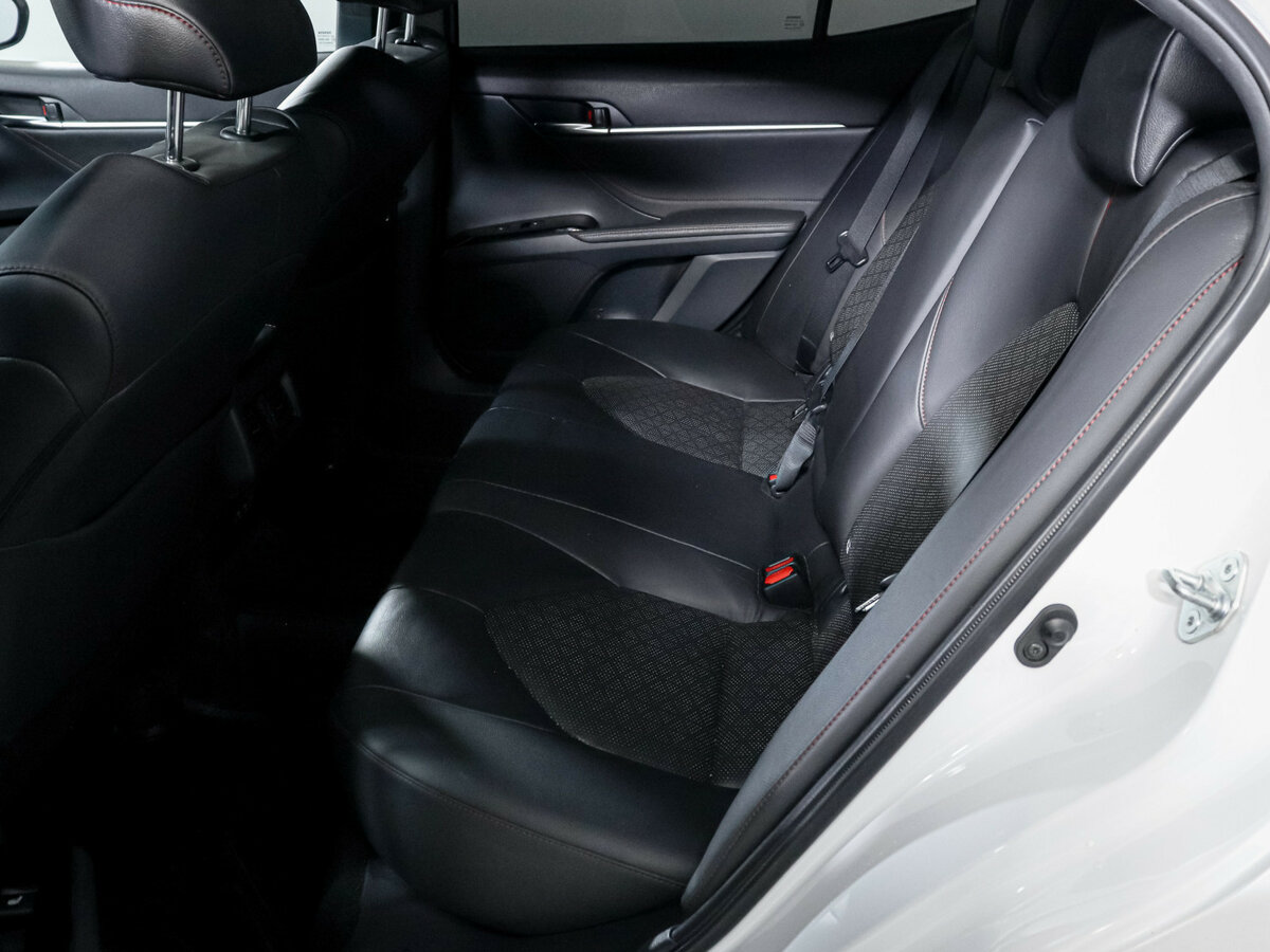 Toyota Camry VIII (XV70), 2020 Фото №10