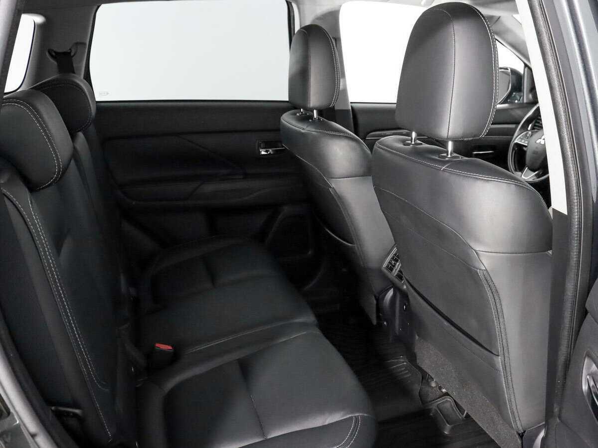 Mitsubishi Outlander, 2019 Фото №13