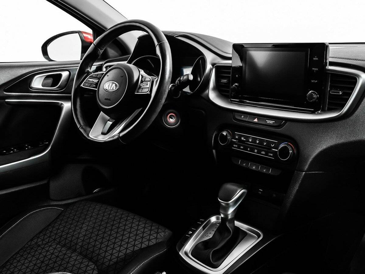 Kia Ceed, 2020 Фото №9