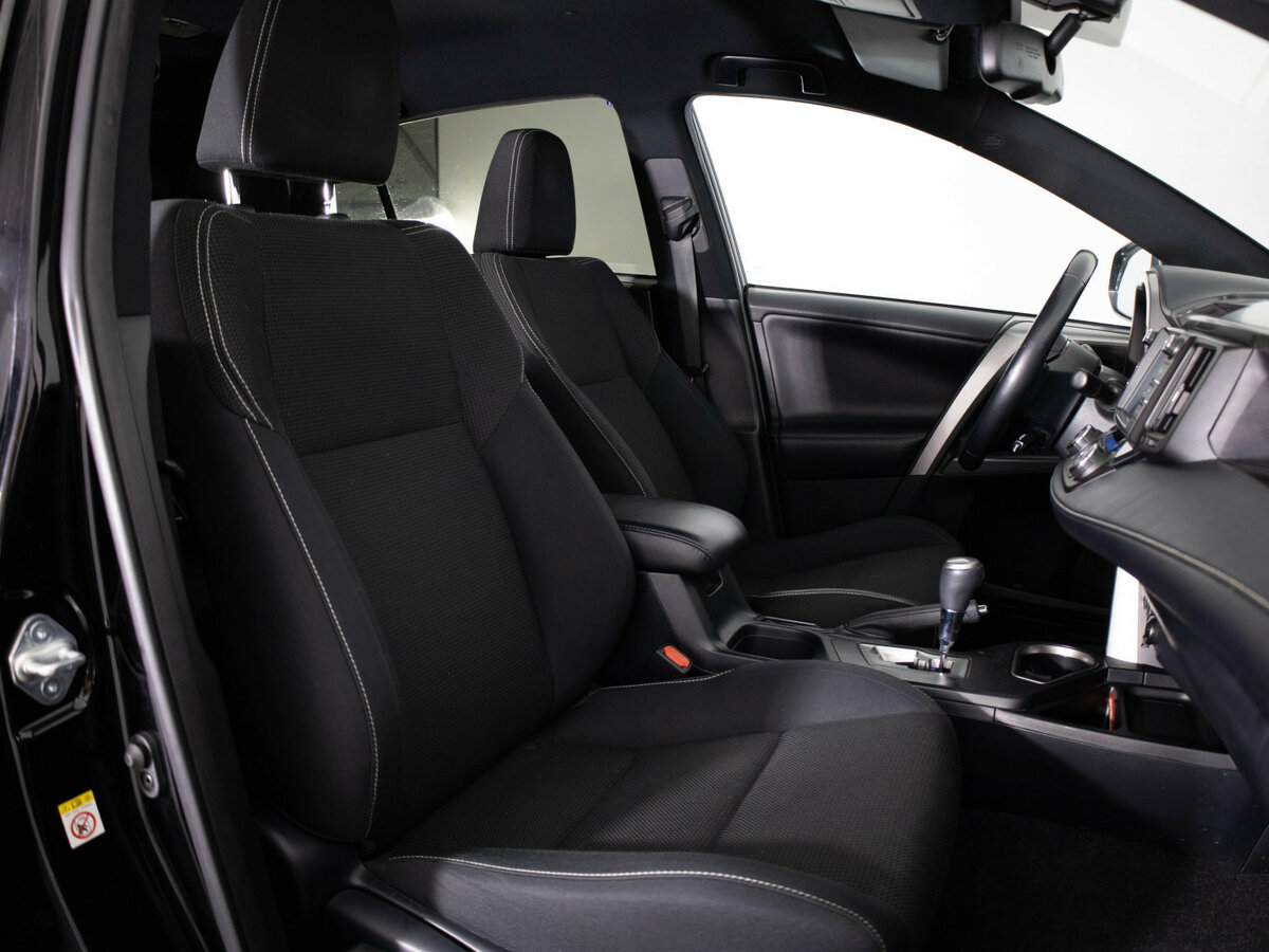 Toyota RAV4 IV (XA40) Рестайлинг, 2019 Фото №16