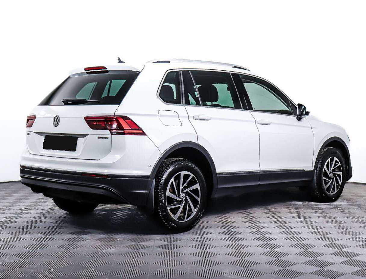 Volkswagen Tiguan, 2018 Фото №5