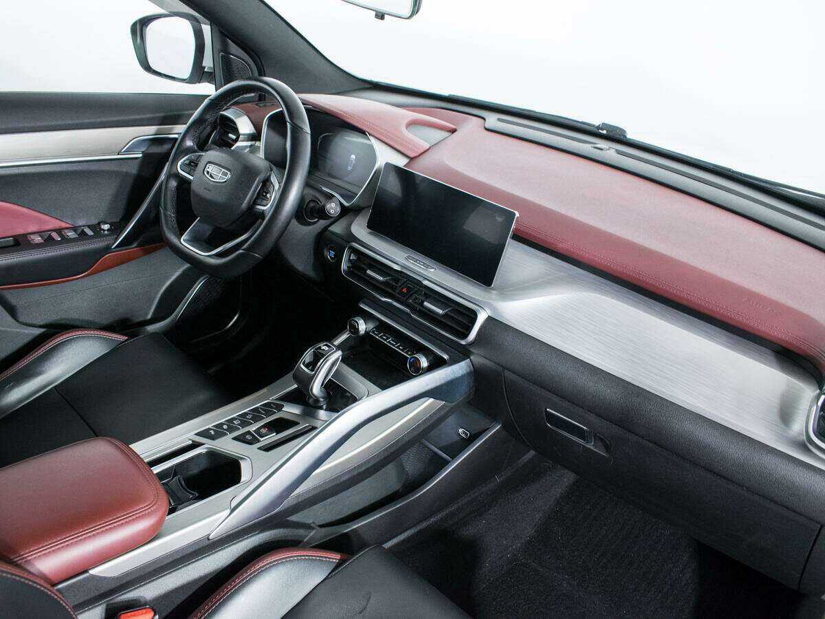 Geely Coolray, 2021 Фото №8