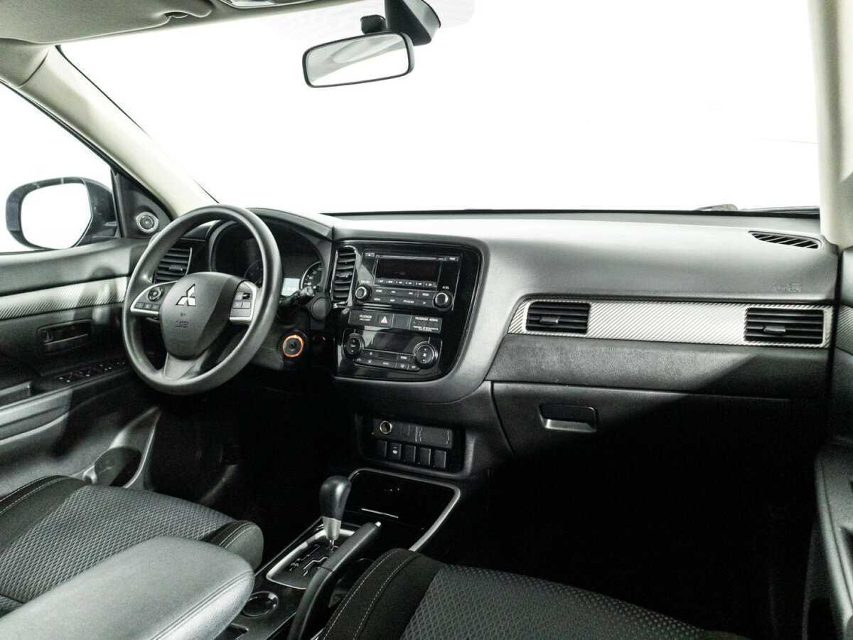 Mitsubishi Outlander, 2018 Фото №9