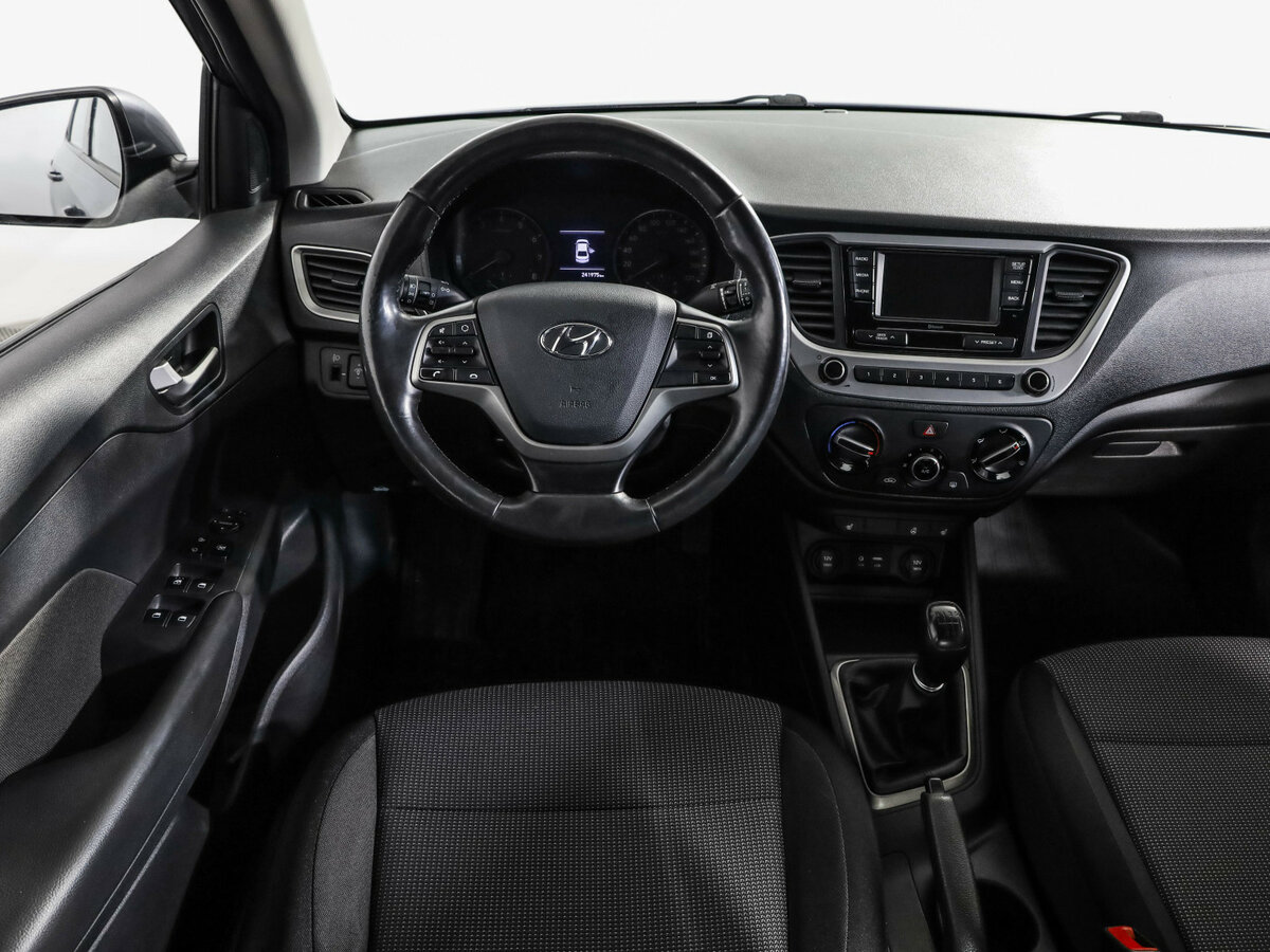 Hyundai Solaris II, 2018 Фото №8