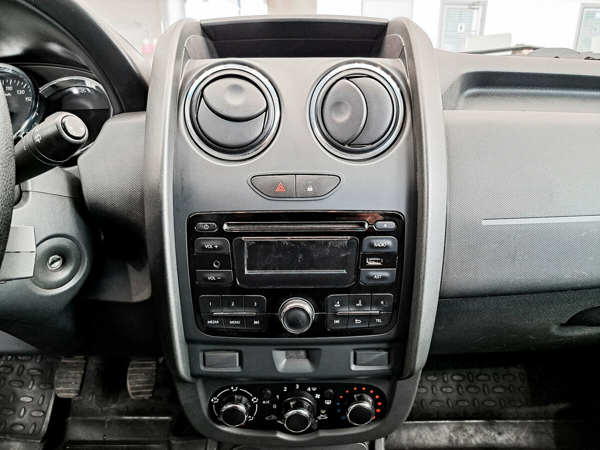 Renault Duster I Рестайлинг, 2015 Фото №13