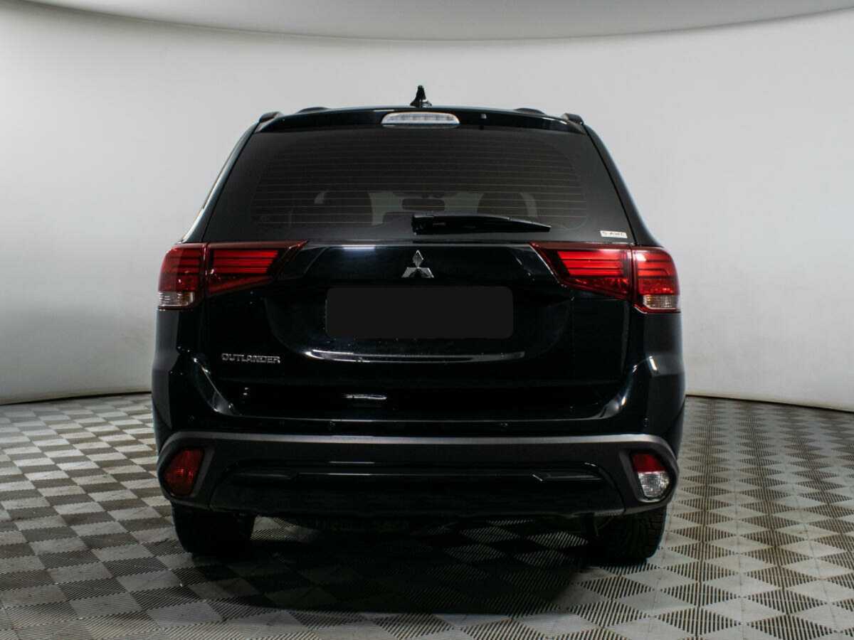 Mitsubishi Outlander, 2021 Фото №5