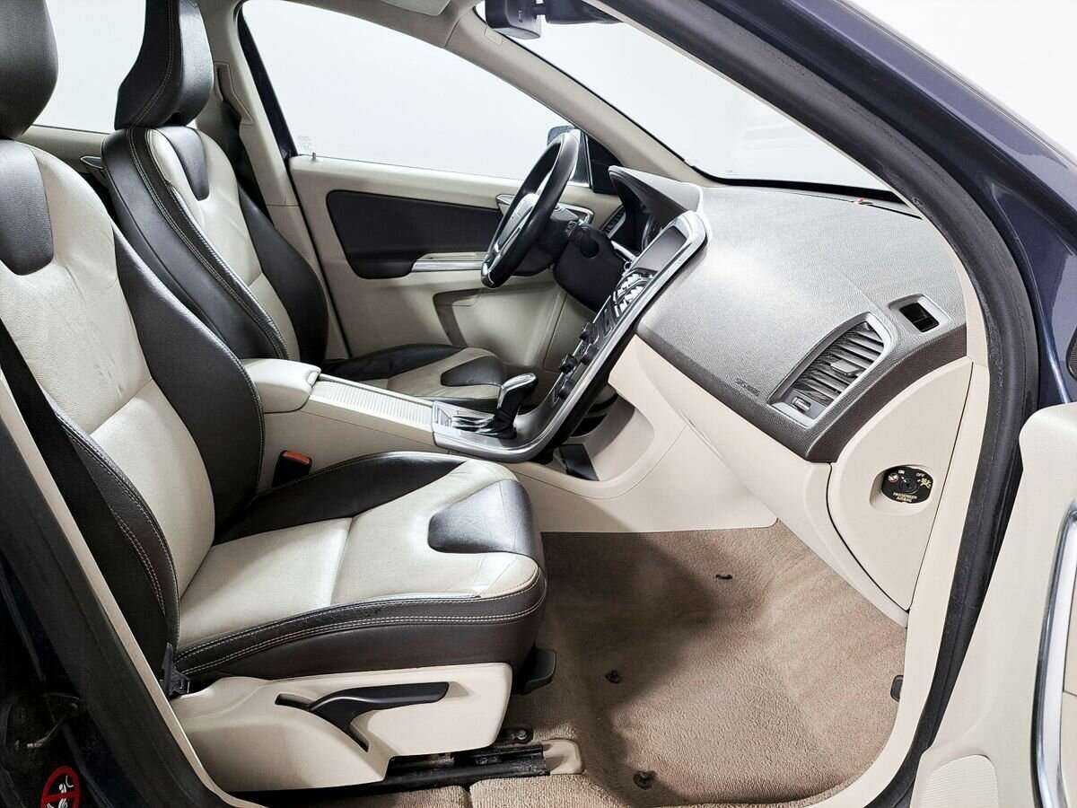 Volvo XC60, 2012 Фото №11