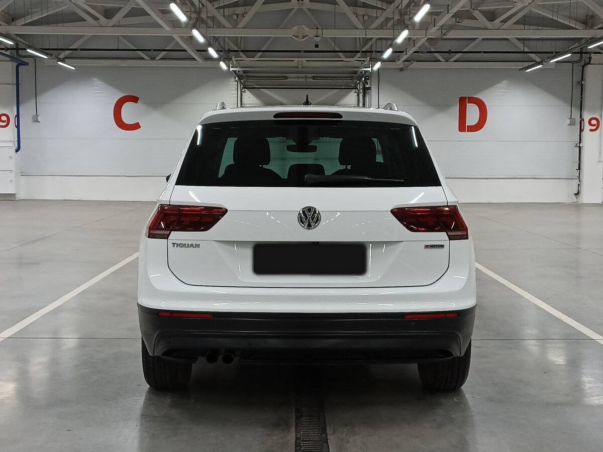 Volkswagen Tiguan, 2019 Фото №6