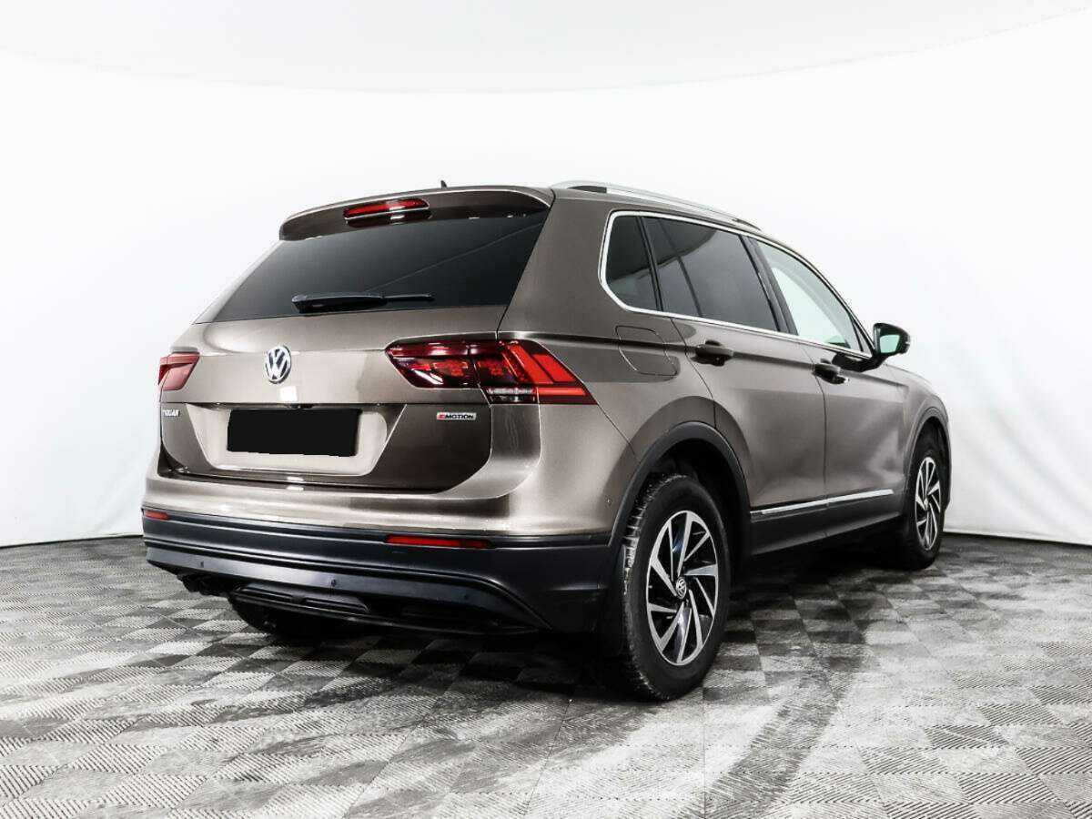 Volkswagen Tiguan, 2018 Фото №5