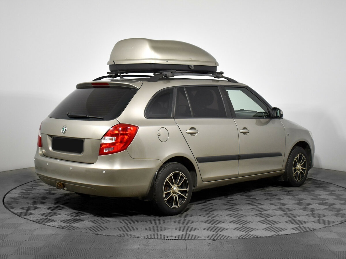 Skoda Fabia II Рестайлинг, 2012 Фото №5