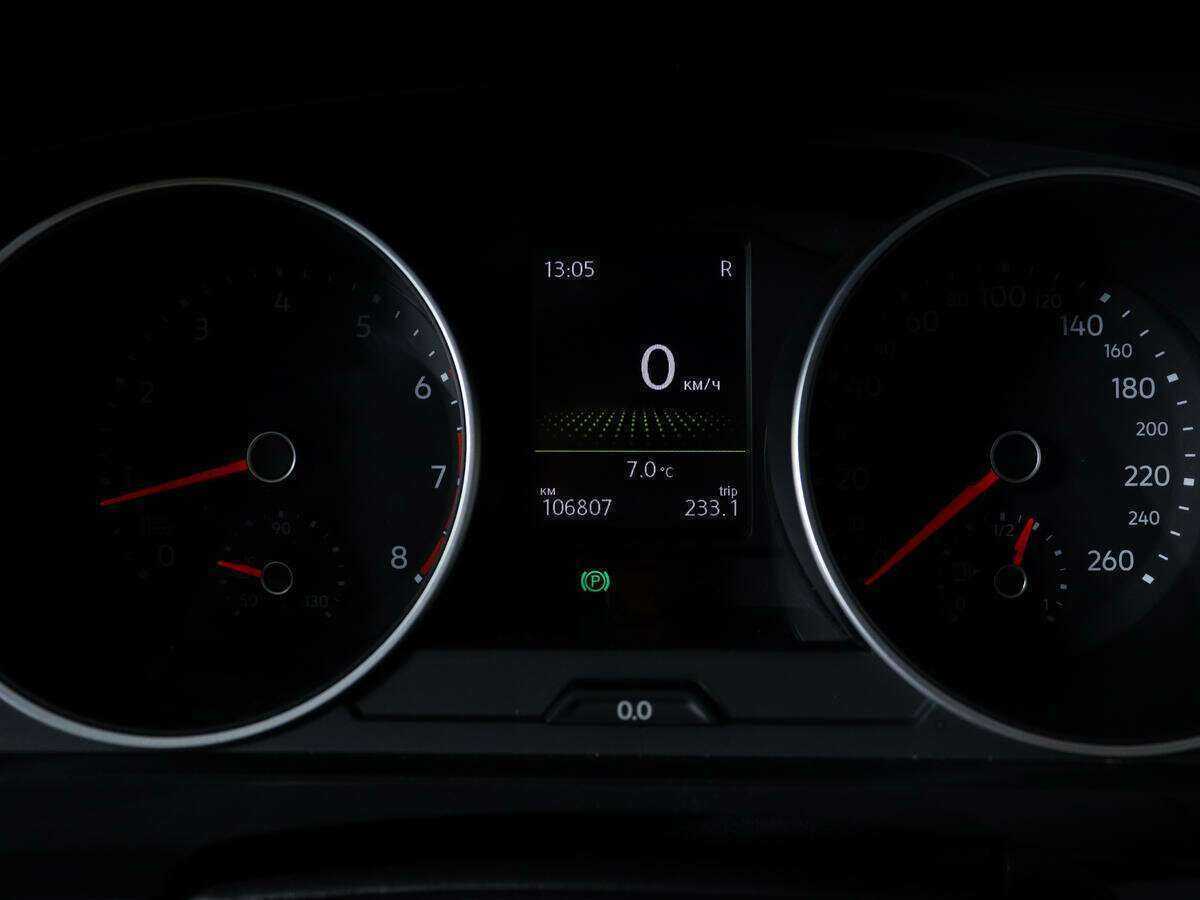 Volkswagen Tiguan, 2018 Фото №10