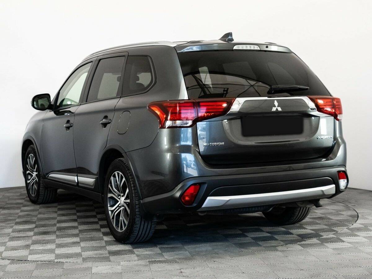 Mitsubishi Outlander, 2018 Фото №7