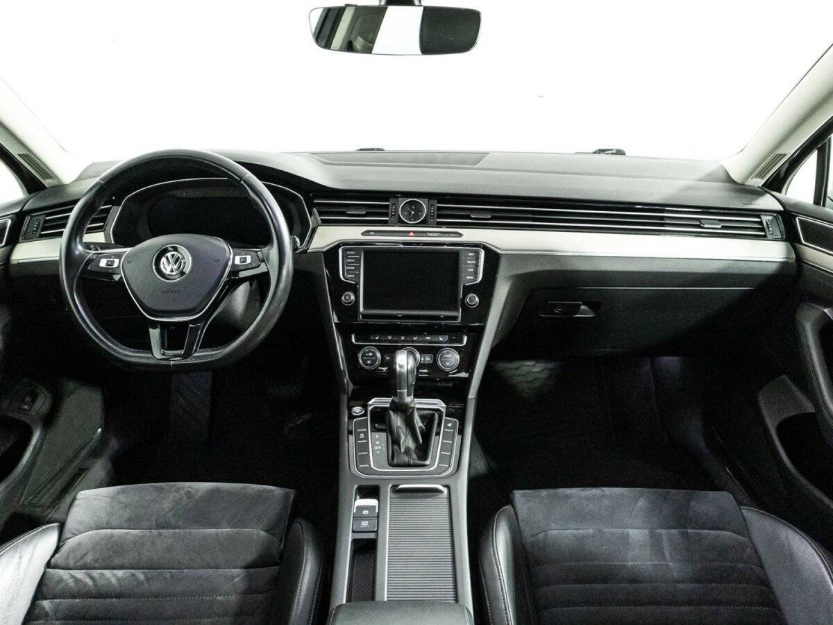 Volkswagen Passat, 2017 Фото №13