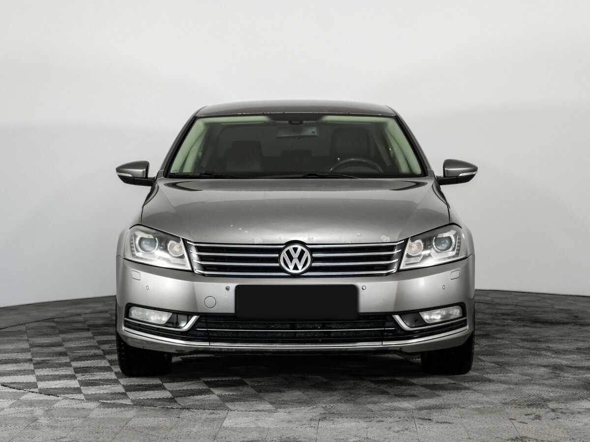 Volkswagen Passat, 2012 Фото №2