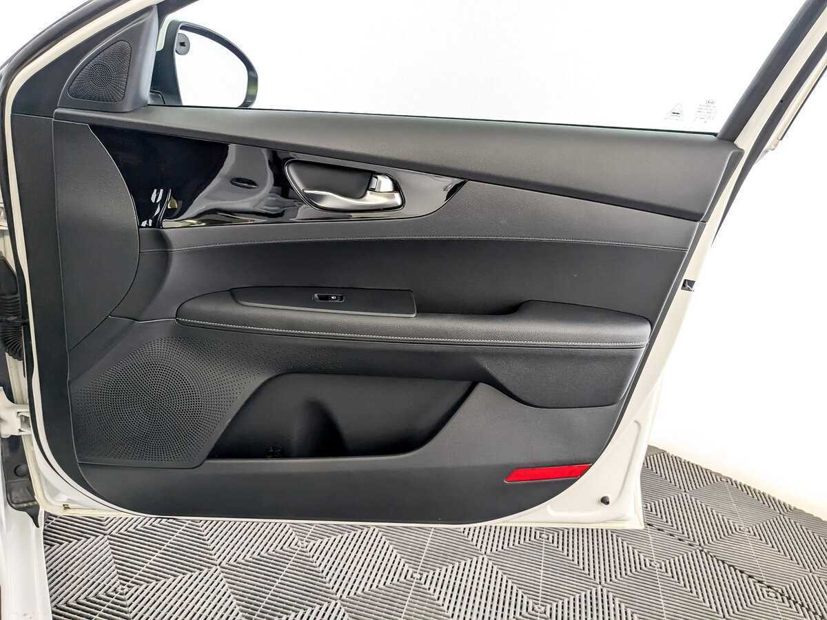 Kia Cerato, 2020 Фото №24