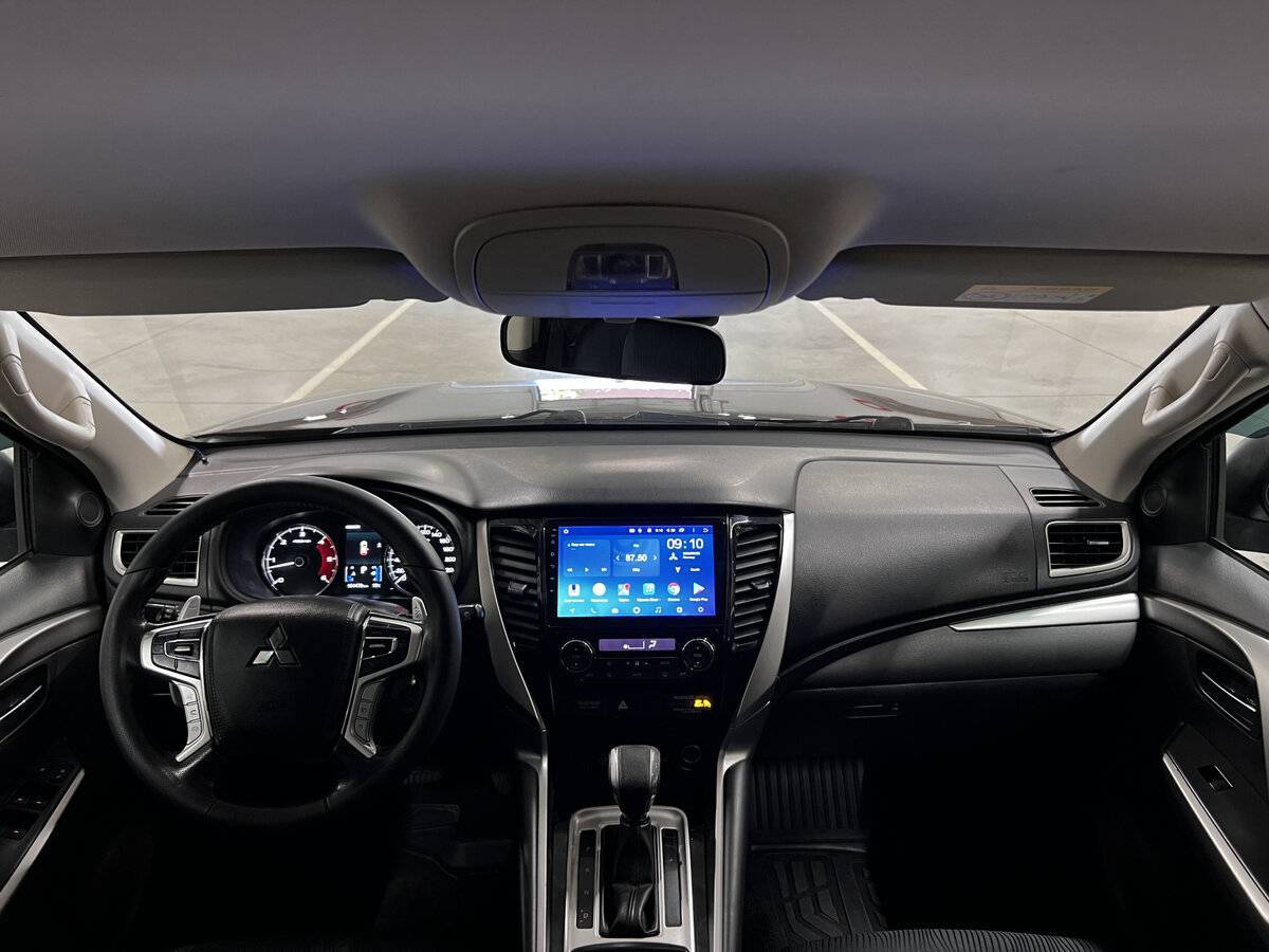 Mitsubishi Pajero Sport, 2018 Фото №13