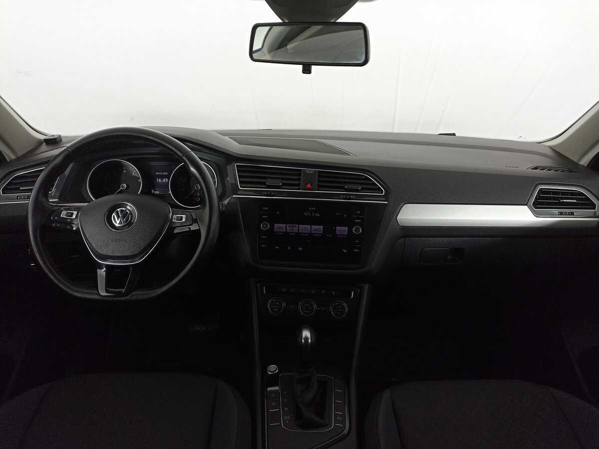 Volkswagen Tiguan, 2020 Фото №14