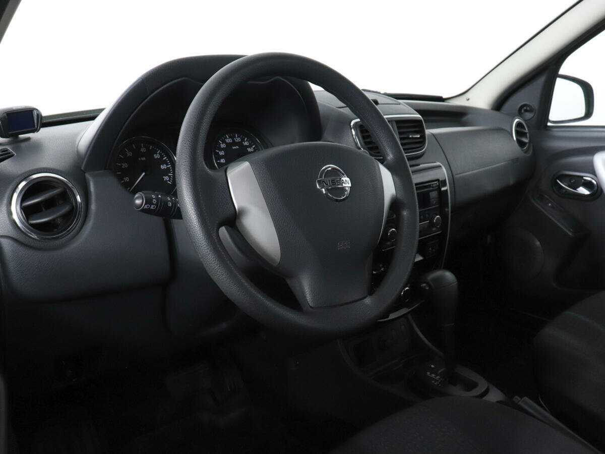 Nissan Terrano, 2014 Фото №9