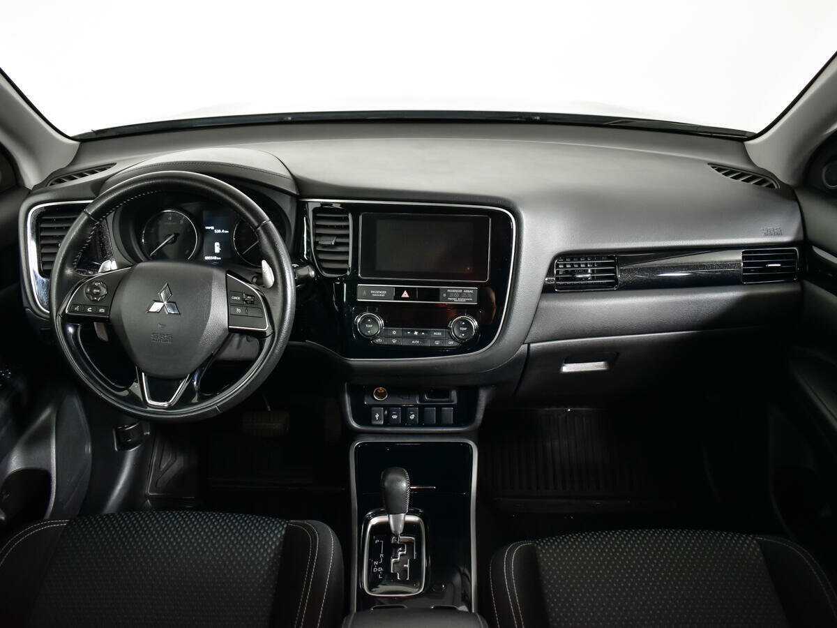 Mitsubishi Outlander, 2020 Фото №12