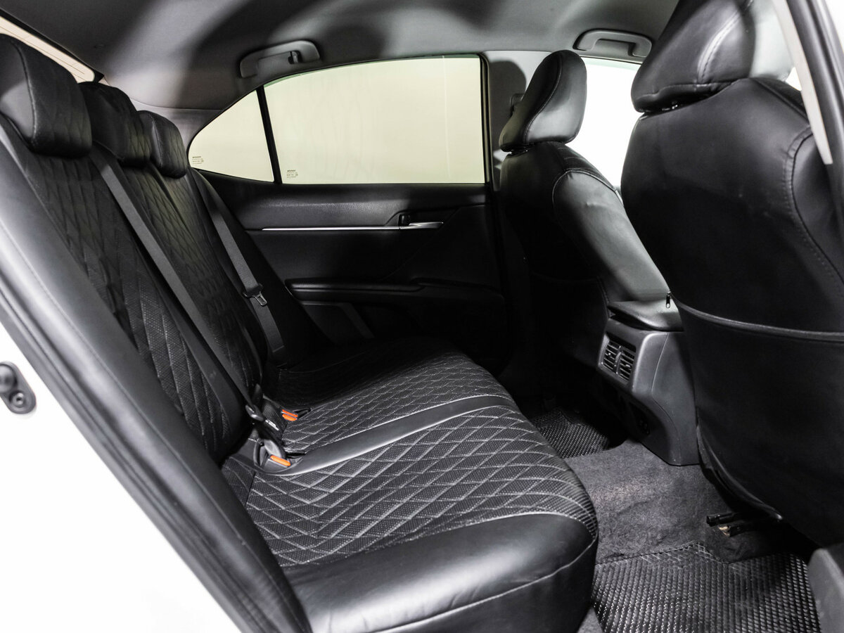 Toyota Camry VIII (XV70) Рестайлинг, 2021 Фото №14