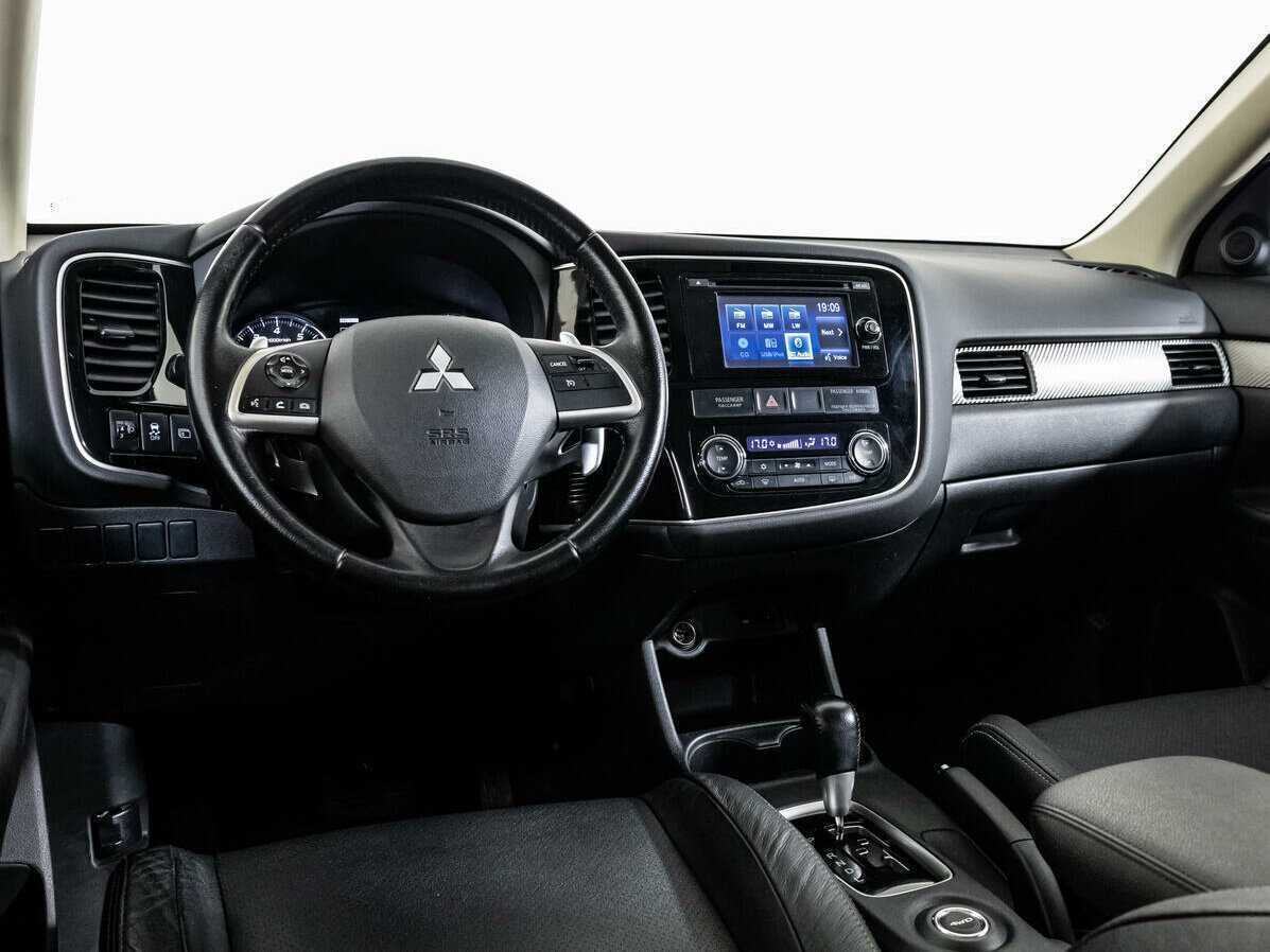 Mitsubishi Outlander, 2014 Фото №11