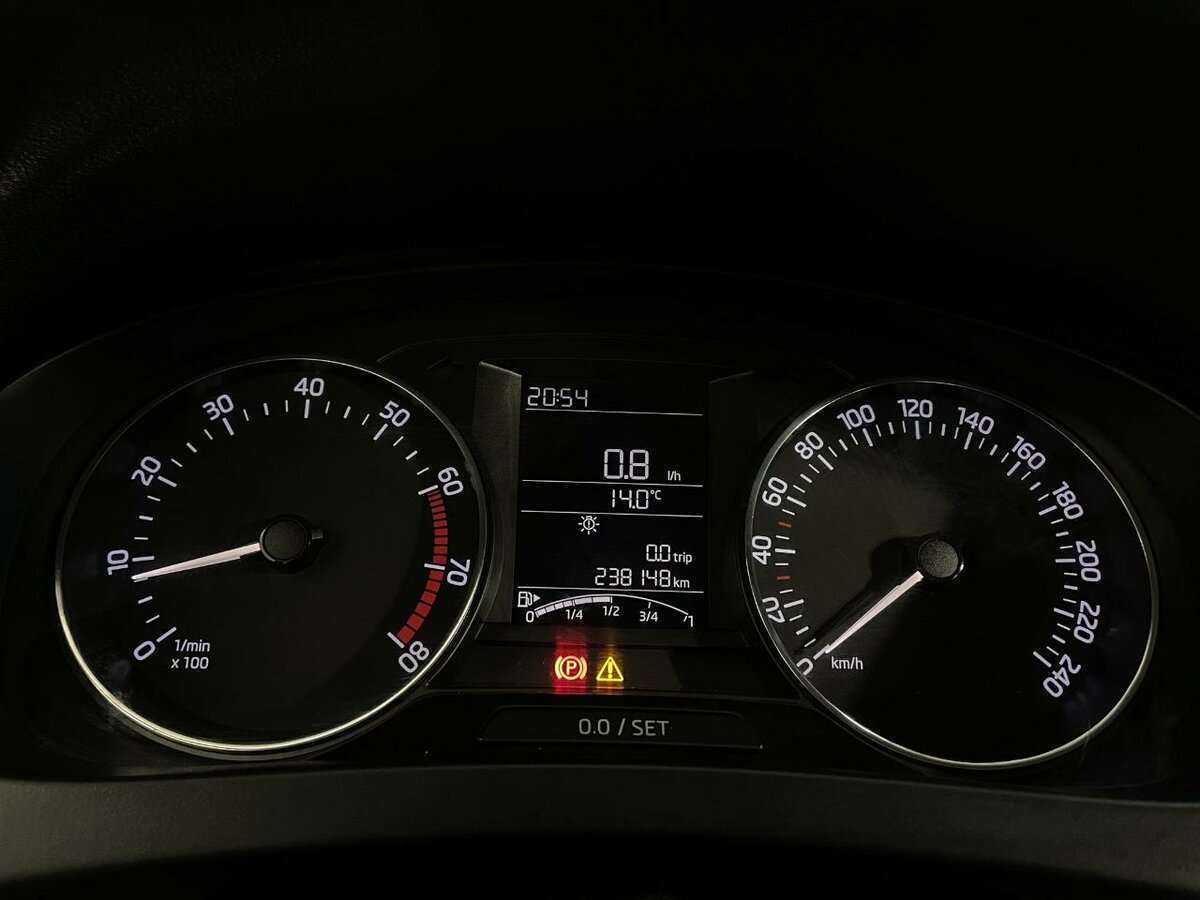 Skoda Rapid, 2016 Фото №10