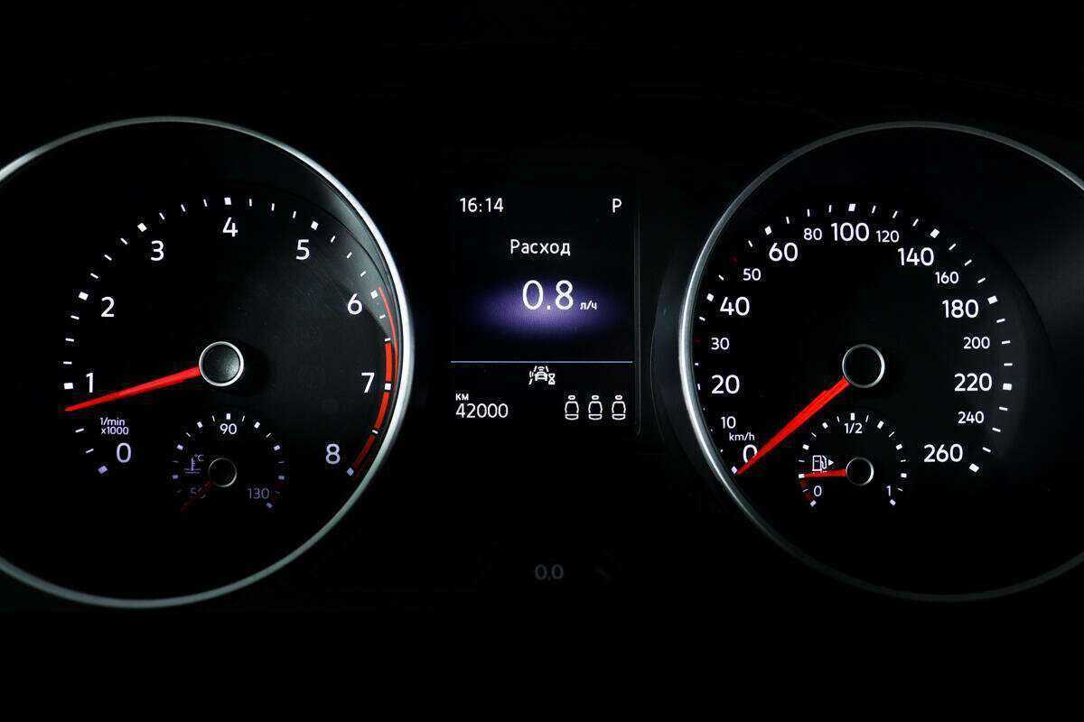 Volkswagen Tiguan, 2020 Фото №10