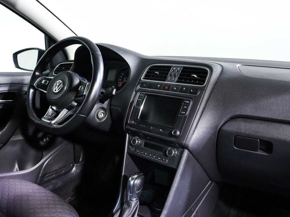 Volkswagen Polo, 2019 Фото №9
