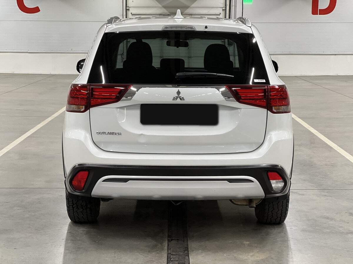 Mitsubishi Outlander, 2021 Фото №6