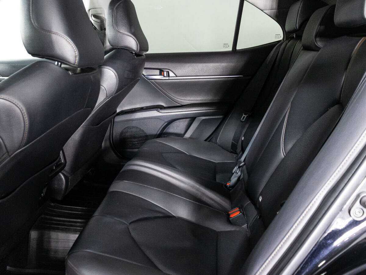 Toyota Camry, 2021 Фото №10