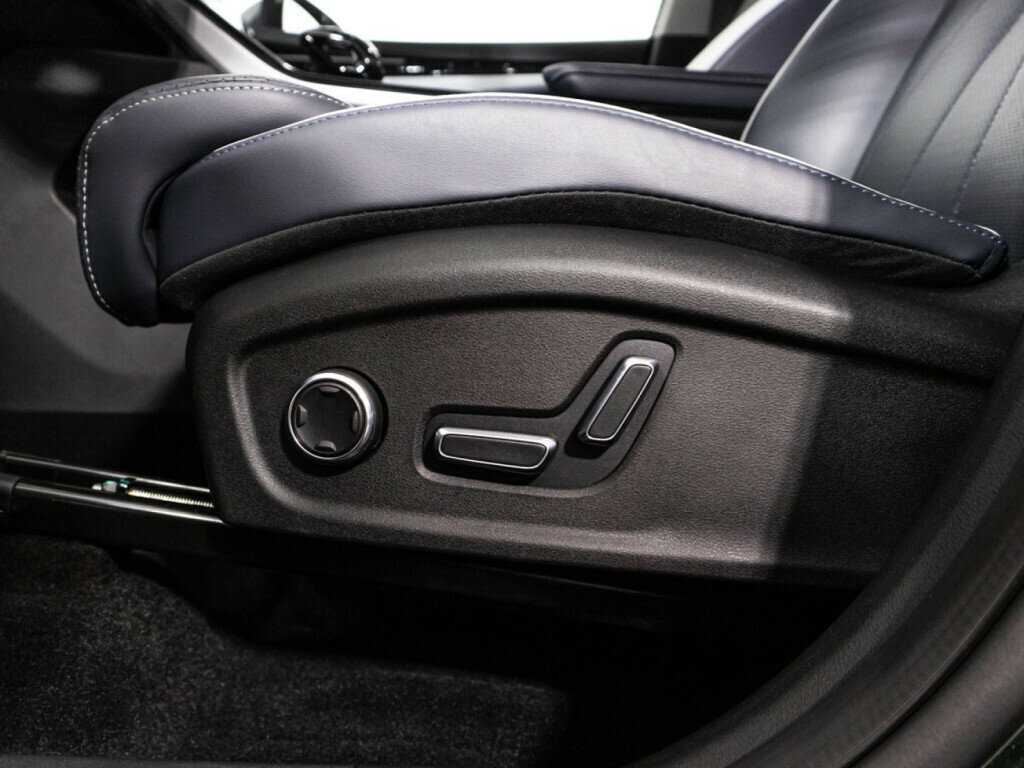 Geely Atlas, 2023 Фото №17