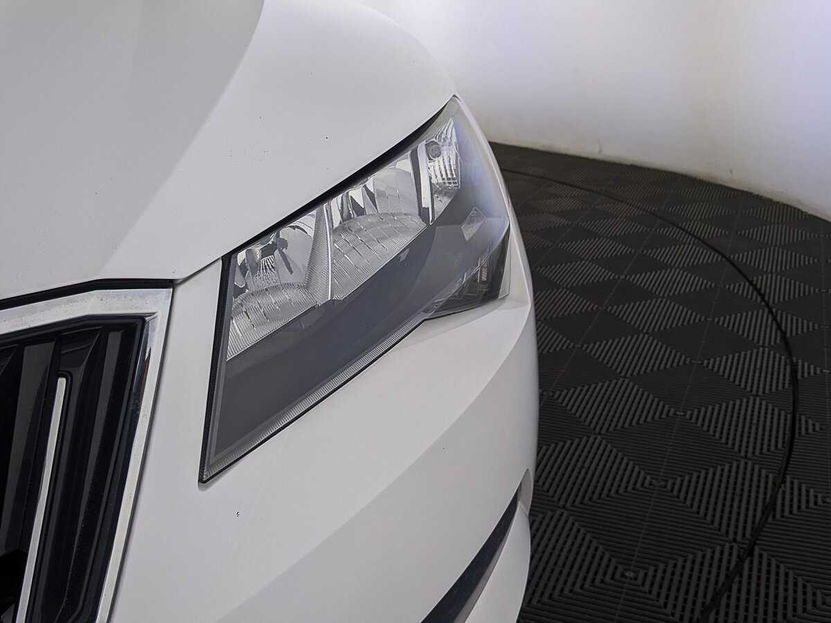 Skoda Superb, 2017 Фото №11