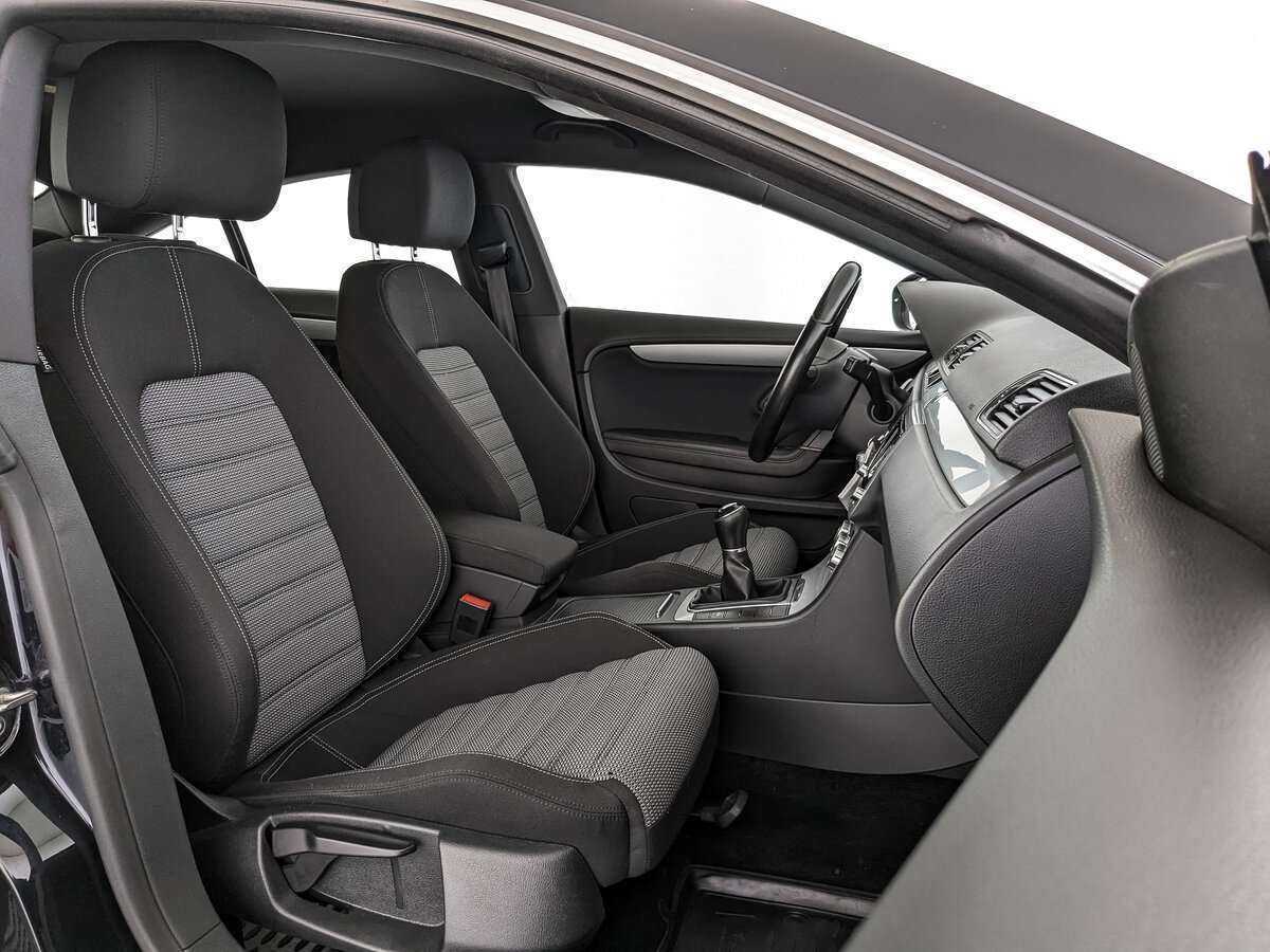 Volkswagen Passat CC, 2012 Фото №20