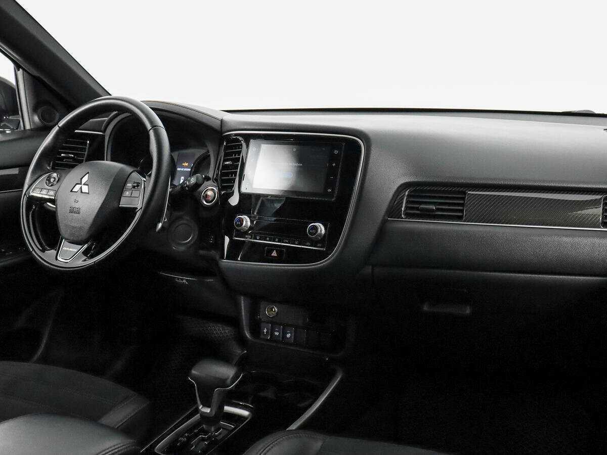 Mitsubishi Outlander, 2020 Фото №11