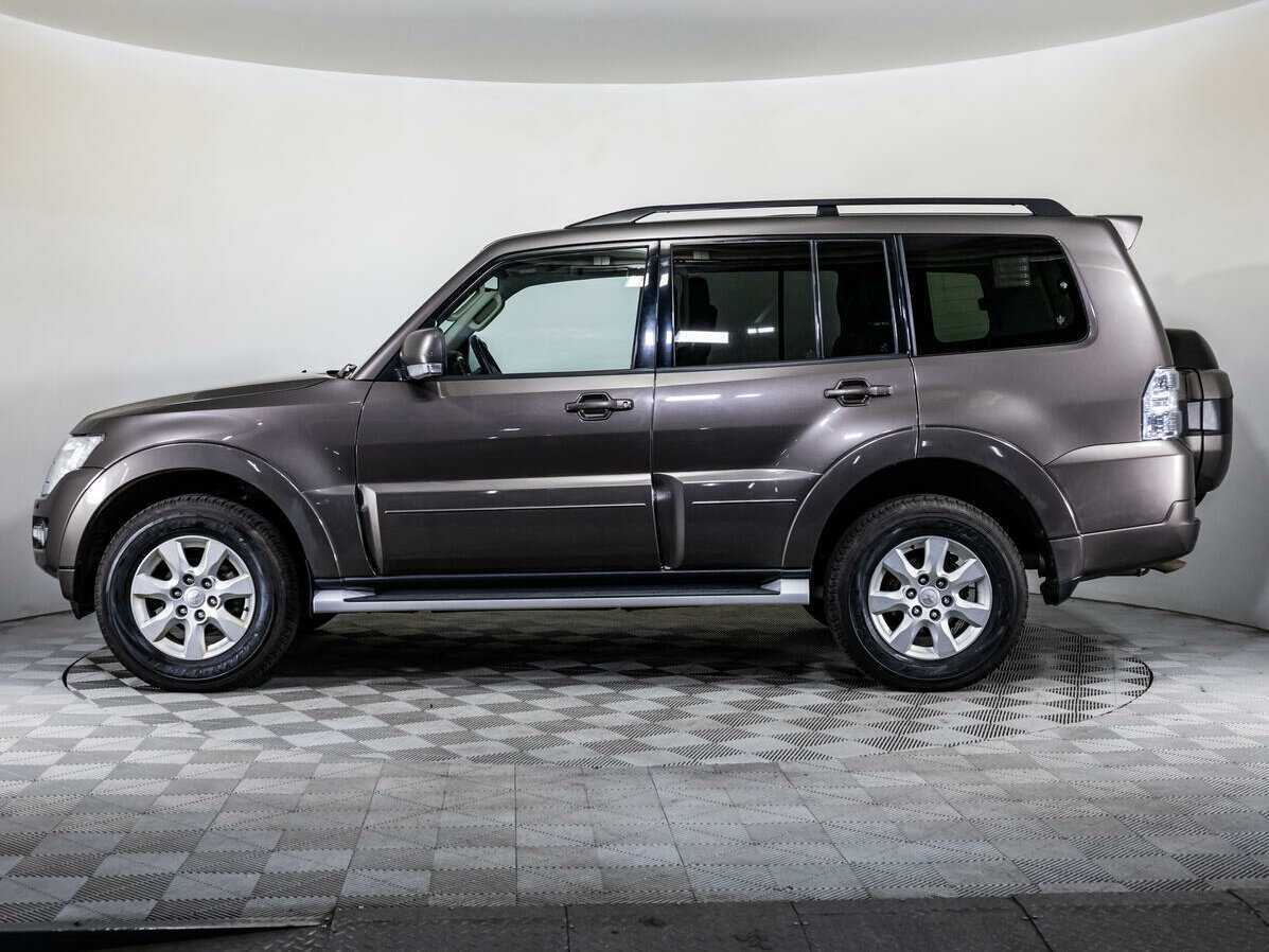 Mitsubishi Pajero, 2015 Фото №7