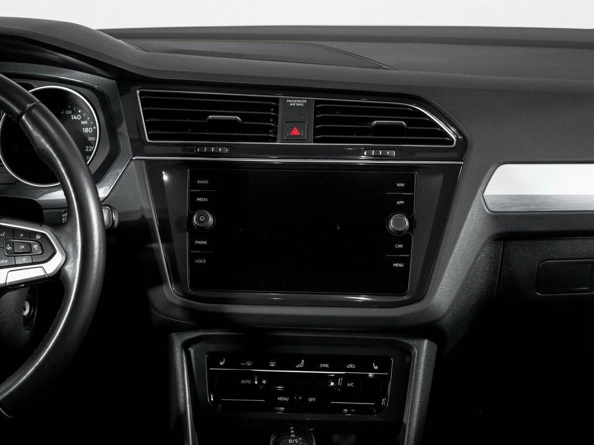 Volkswagen Tiguan, 2021 Фото №13