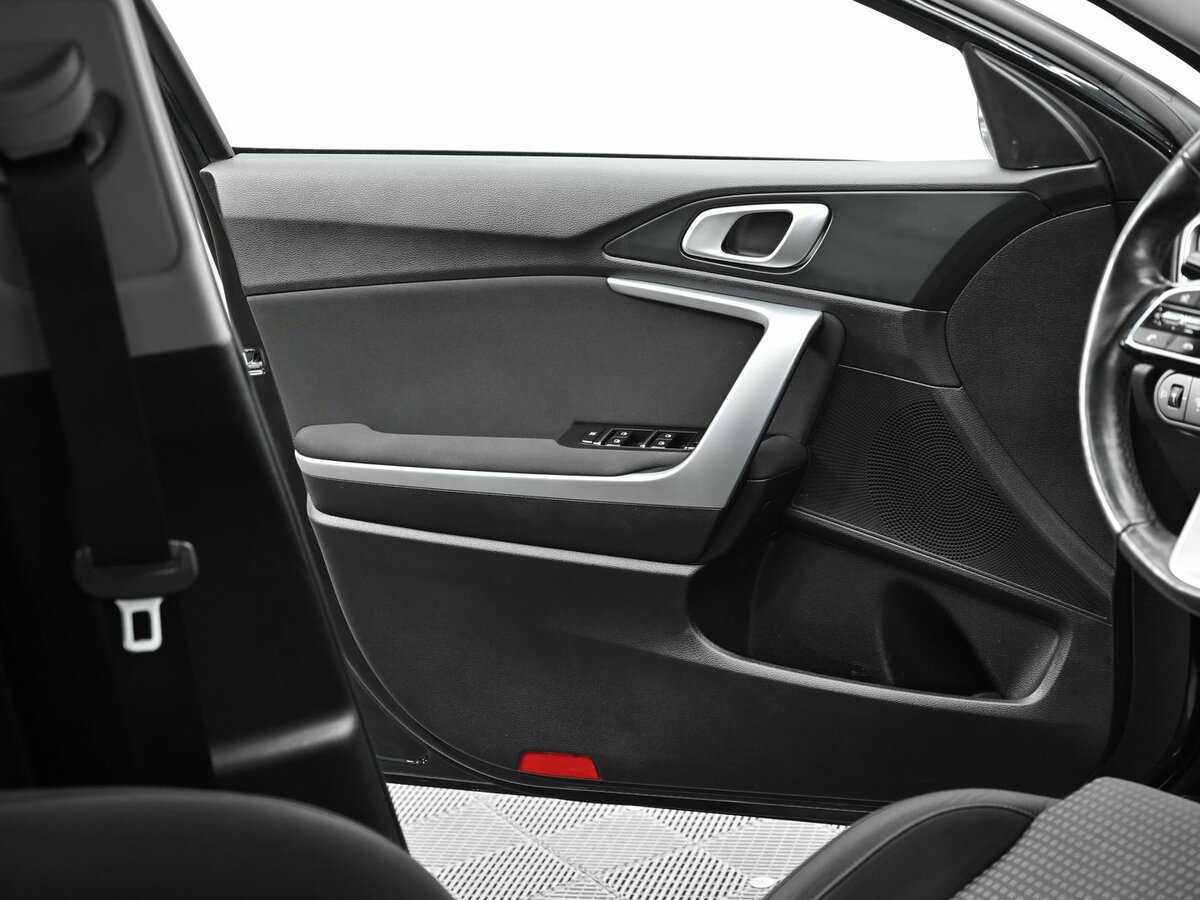 Kia Ceed, 2018 Фото №5