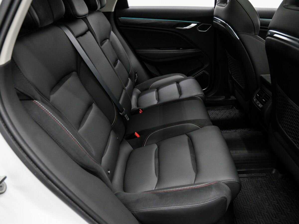 Geely Tugella, 2021 Фото №11