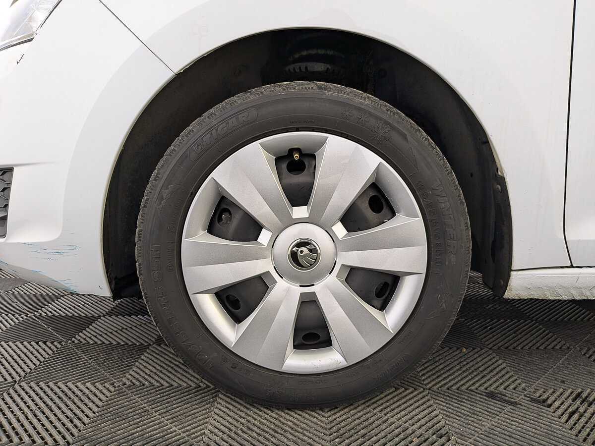 Skoda Rapid, 2019 Фото №11