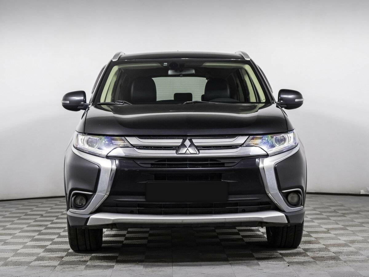 Mitsubishi Outlander III Рестайлинг 2, 2015 Фото №2