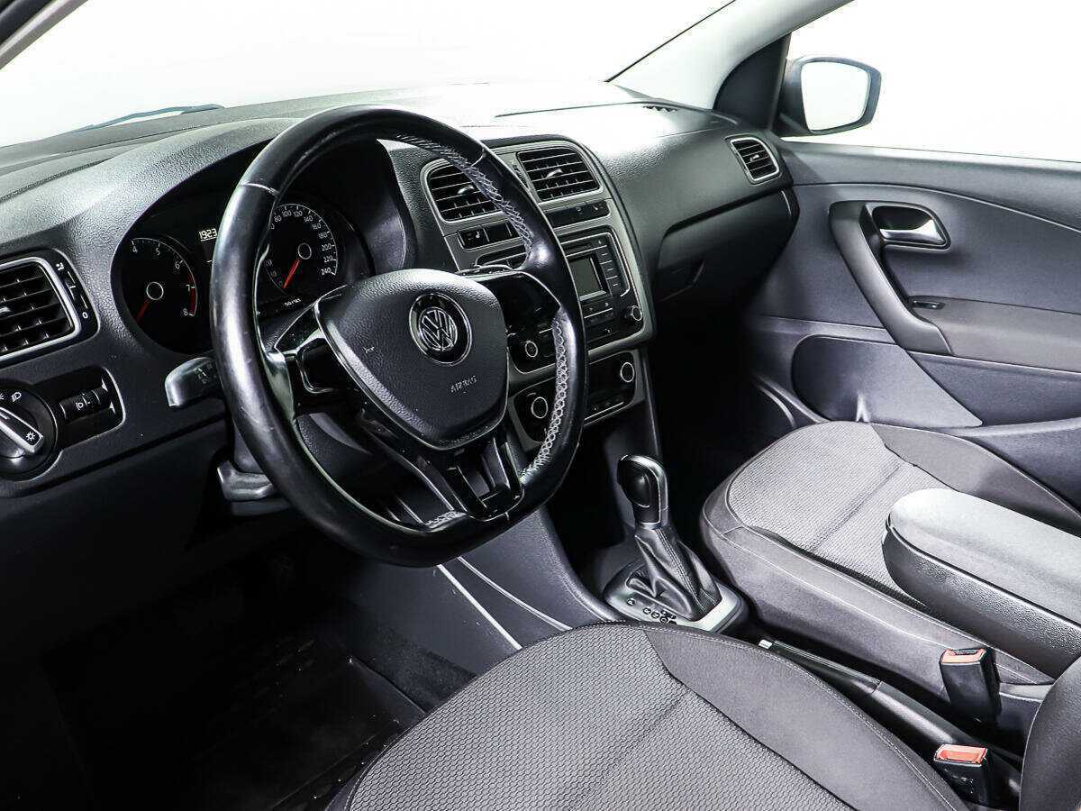 Volkswagen Polo, 2016 Фото №13