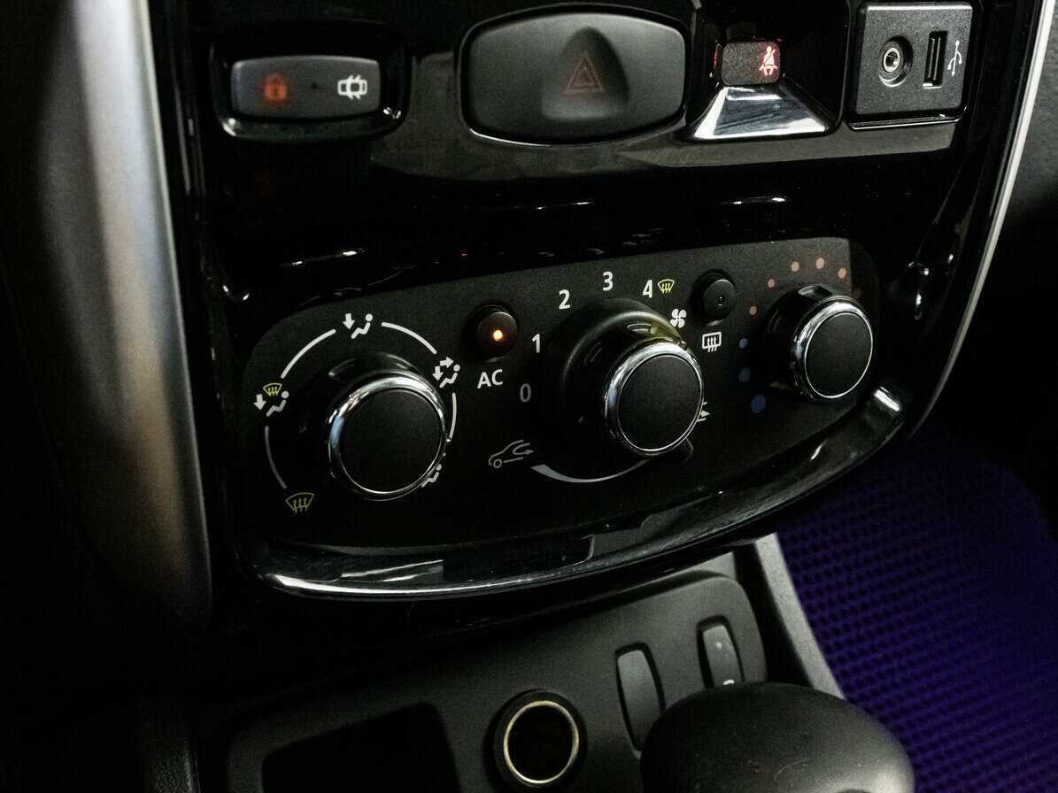 Nissan Terrano, 2015 Фото №13