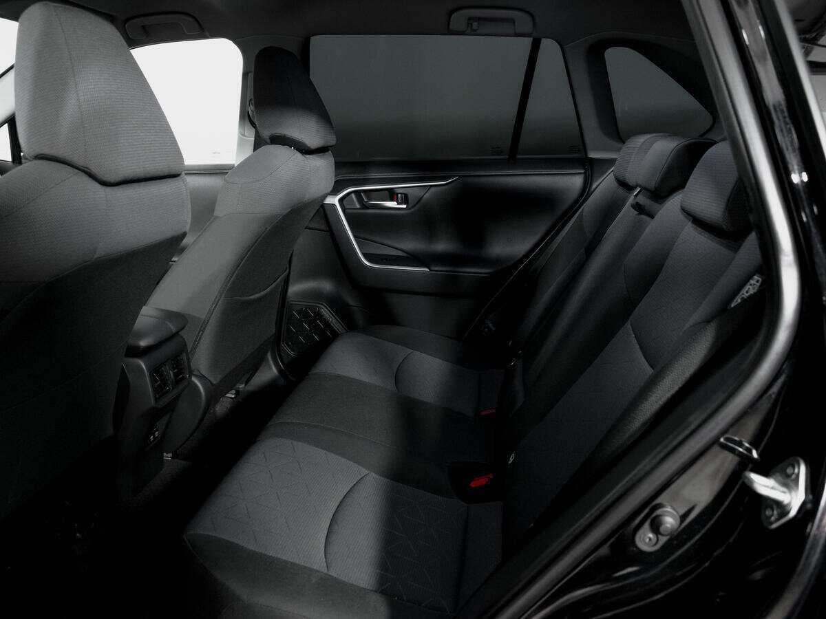 Toyota RAV4, 2020 Фото №10