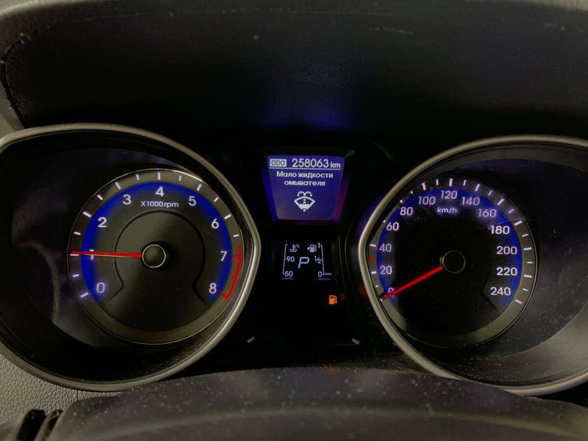 Hyundai i30, 2012 Фото №12