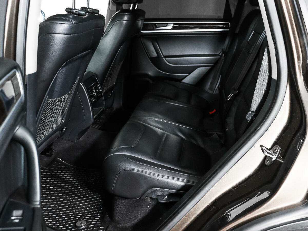 Volkswagen Touareg, 2012 Фото №13