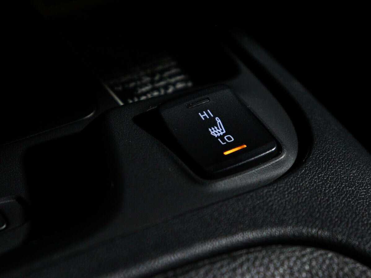 Toyota Corolla, 2019 Фото №16