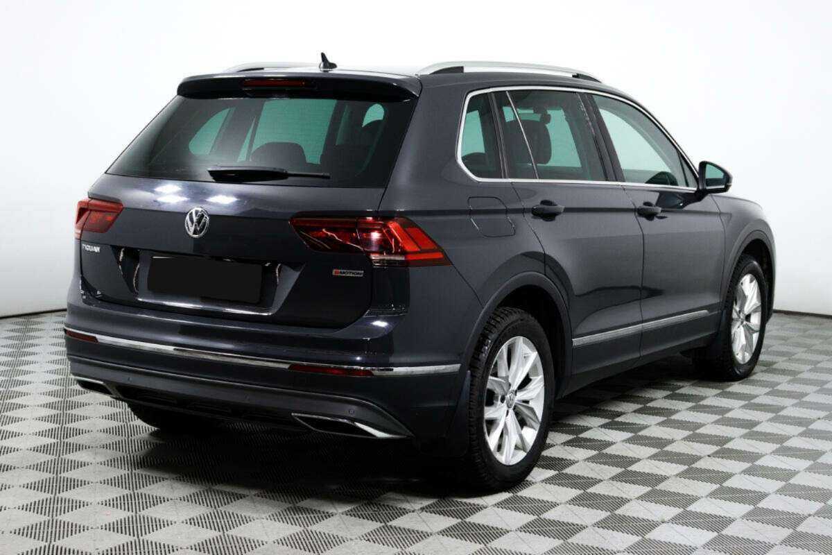 Volkswagen Tiguan, 2018 Фото №5