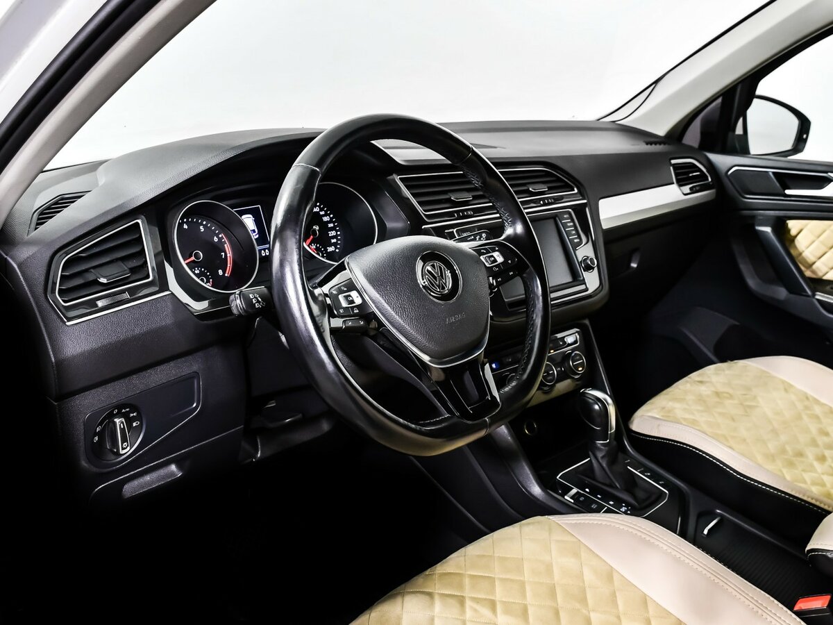 Volkswagen Tiguan II, 2017 Фото №11