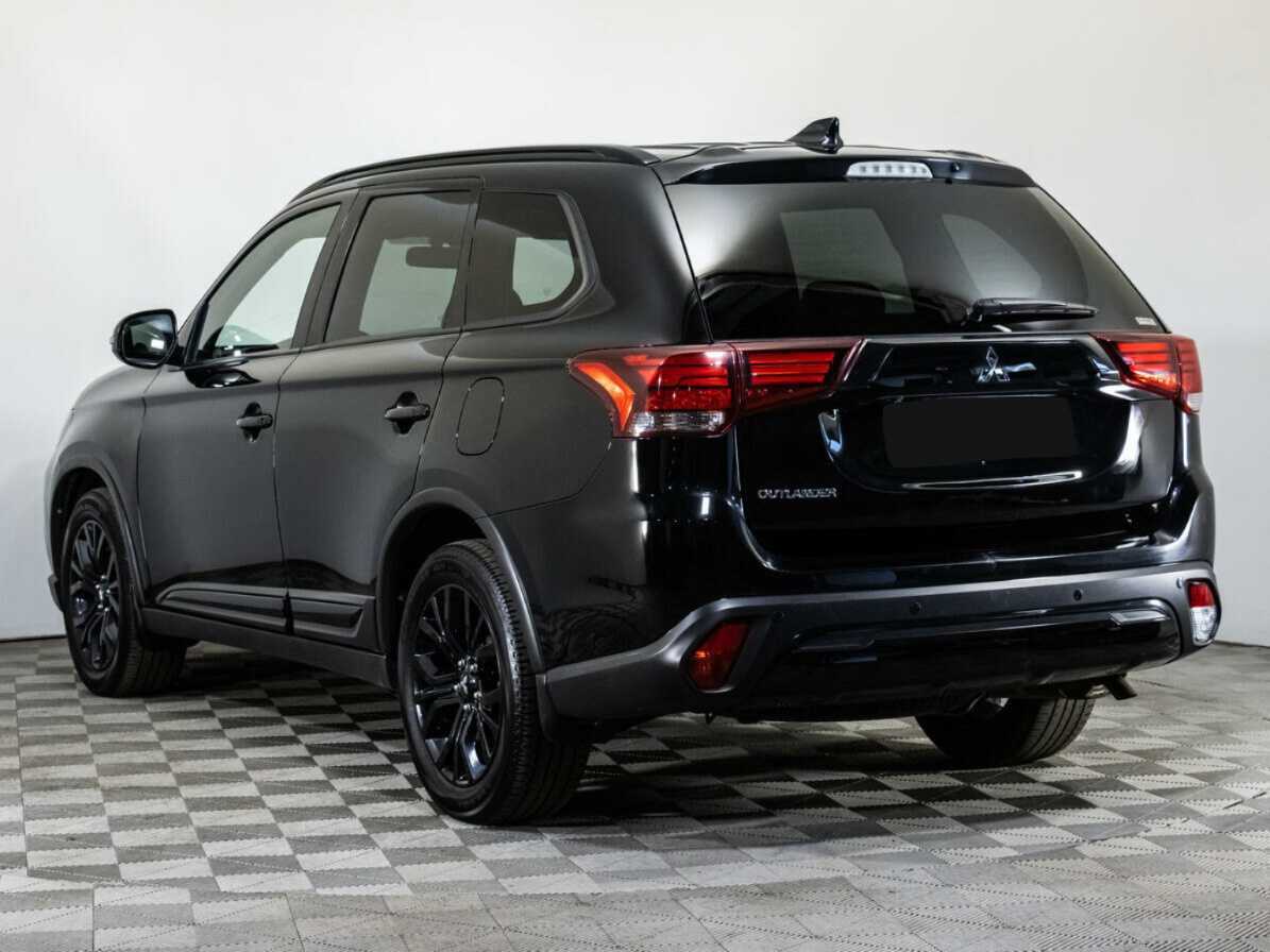 Mitsubishi Outlander, 2021 Фото №7