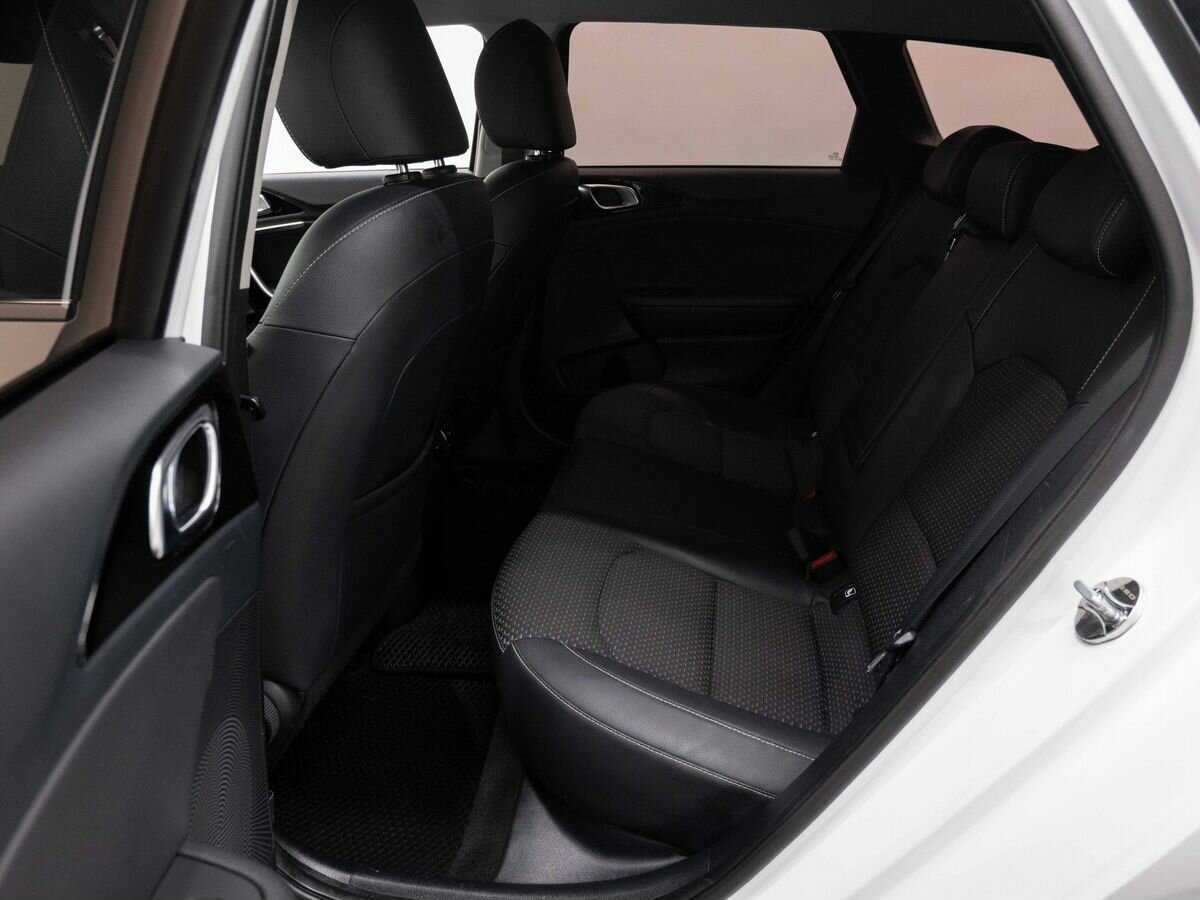 Kia Ceed, 2018 Фото №9